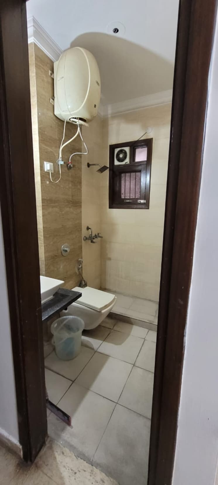 Bathroom, subhash nagar 2 Bedroom 100 Sq.Yd. Builder Floor In Subhash Nagar Delhi 8924350