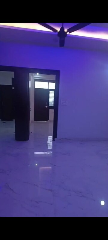 Room in 3 BHK Builder Floor at Mahagunpuram – for Sale