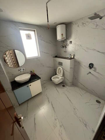 Master Bedroom in 3 BHK Builder Floor at Sector 38 – for Rent