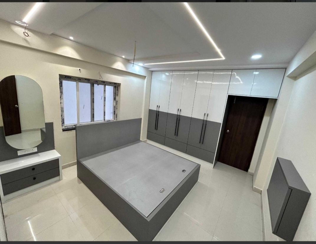 2 BHK Apartment For Rent in HPR Lakefront