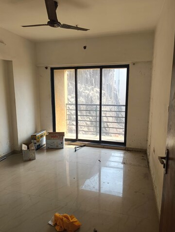 Room in 2 BHK Apartment at Raj Paradise B Wing CHS Ltd, Andheri East – for Rent