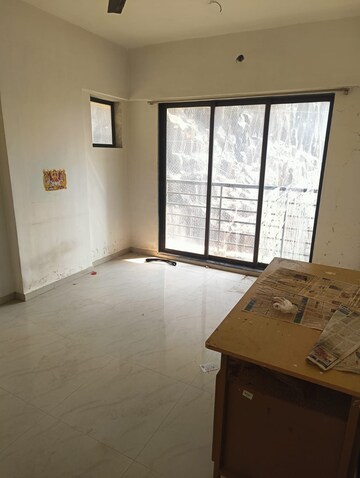 Room in 2 BHK Apartment at Raj Paradise B Wing CHS Ltd, Andheri East – for Rent