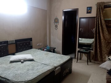 Bedroom in 2 BHK Builder Floor at Subhash Nagar – for Rent