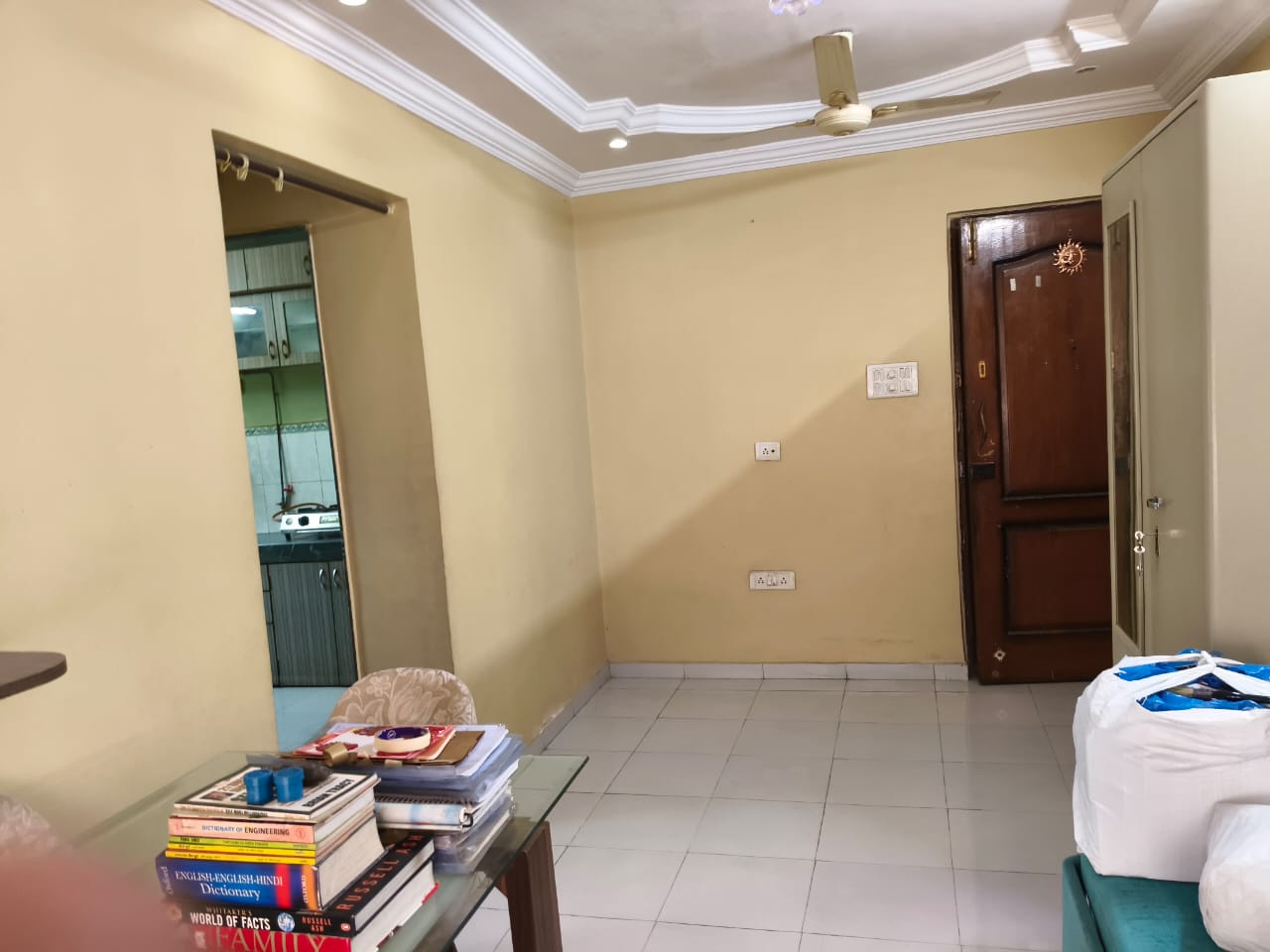 1 BHK + Extra Room Apartment For Rent in NG Complex