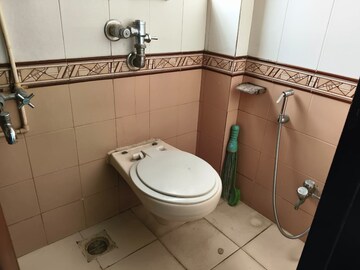 Bathroom in 1 BHK Apartment at NG Complex, Andheri East – for Rent