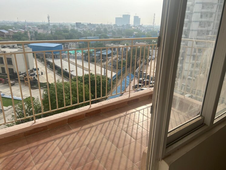 Balcony, rof-aalayas 2 Bedroom 717 Sq.Ft. Apartment In Sector 102 Gurgaon 8924410