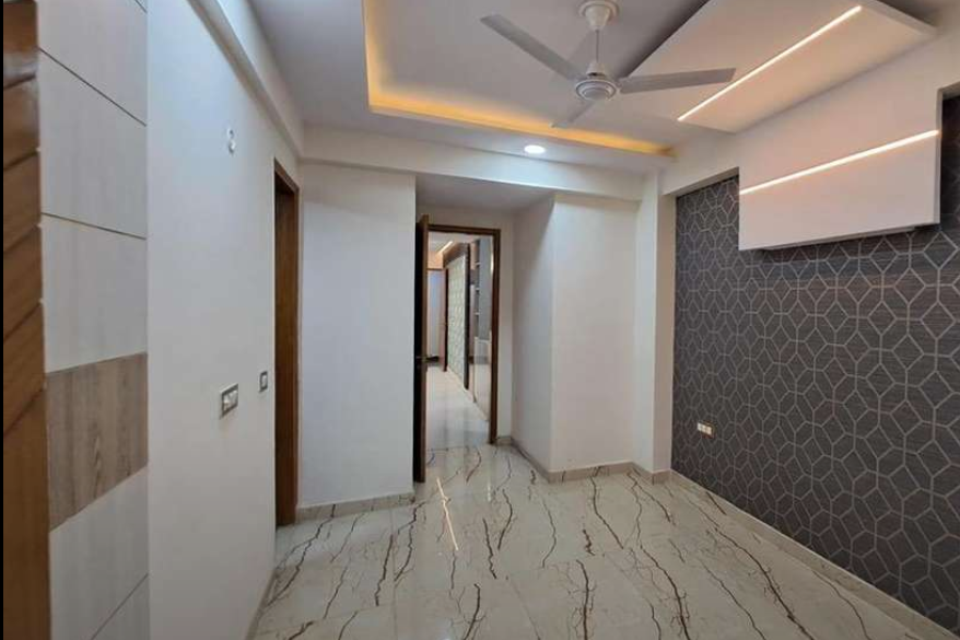 2 BHK Builder Floor For Sale in Sector 135