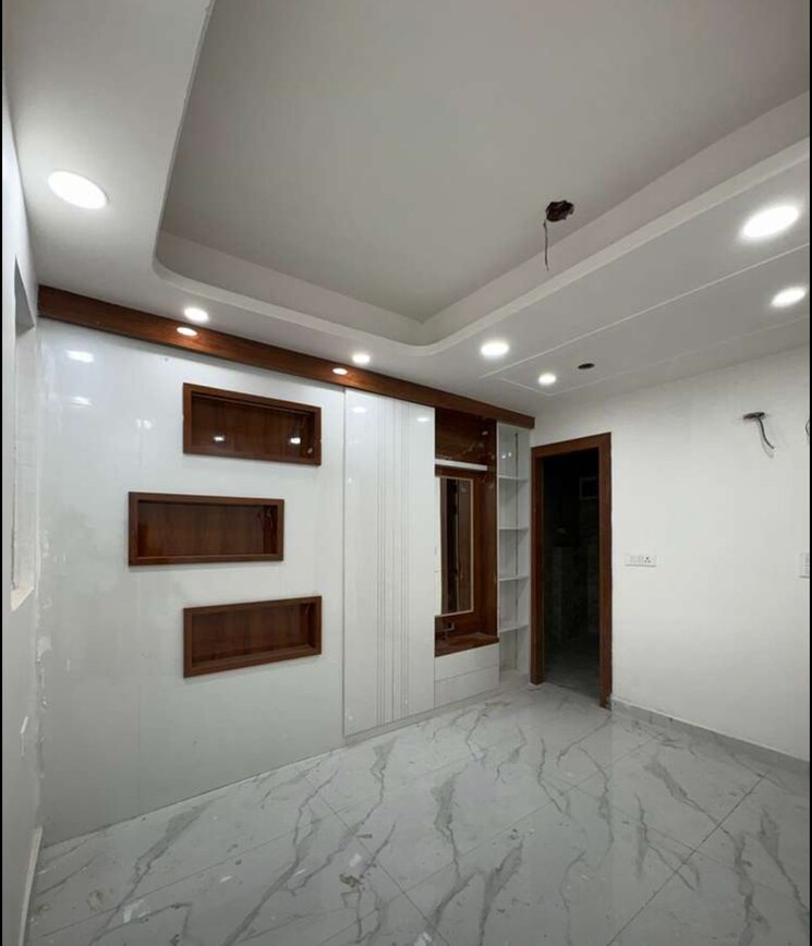 Room, sector 135 2 Bedroom 1200 Sq.Ft. Builder Floor In Sector 135 Noida 8924408