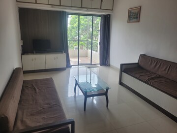 Living Room in 2 BHK Apartment at Bhosle Paradise, Bhosale Nagar – for Rent