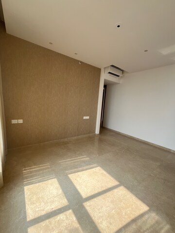 Room in 3 BHK Apartment at Hiranandani Estate, Hiranandani Estate – for Rent