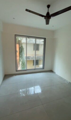 Room in 2 BHK Apartment at Estquire Paradise, Nalasopara West – for Sale