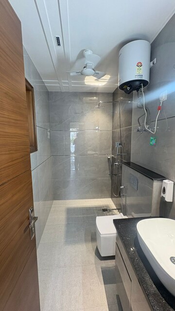 Kitchen in 3 BHK Builder Floor at DLF Alameda, Sector 73 – for Rent