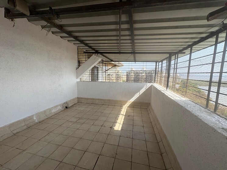 Balcony, nri-complex-phase-2 3.5 Bedroom 1800 Sq.Ft. Apartment In Seawoods Navi Mumbai 8924442