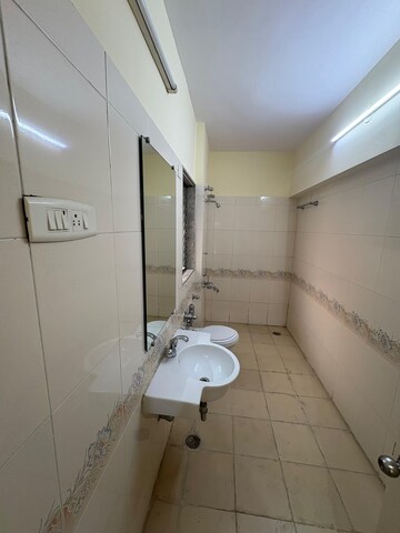 Bathroom in 3.5 BHK Apartment at NRI Complex Phase 2, Seawoods – for Rent