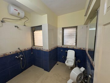 Master Bedroom in 3.5 BHK Apartment at NRI Complex Phase 2, Seawoods – for Rent