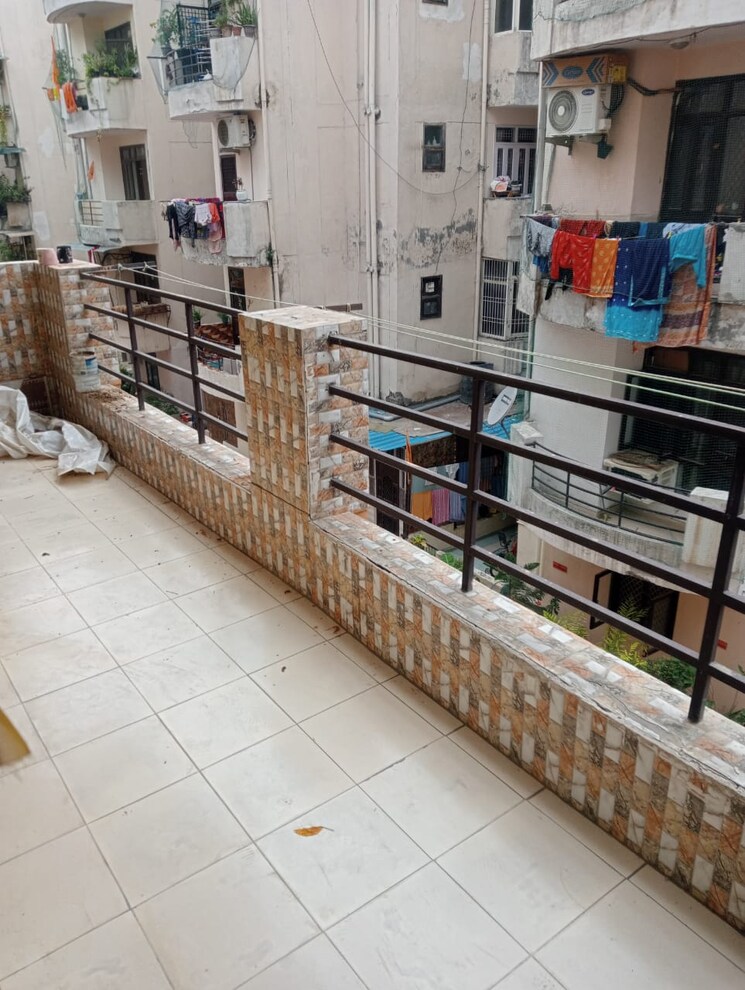 Balcony, nyay khand 2 Bedroom 1000 Sq.Ft. Apartment In Nyay Khand Ghaziabad 8924482