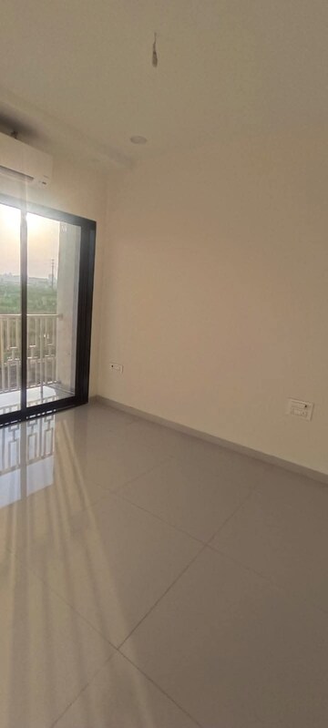 Room in 1 BHK Apartment at Deep Sky, Vasai East – for Sale