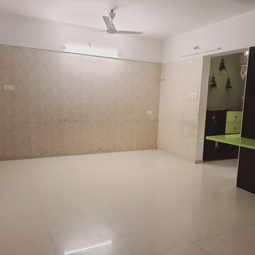 Room in 2 BHK Apartment at Little Earth Apartments, Mamurdi – for Rent