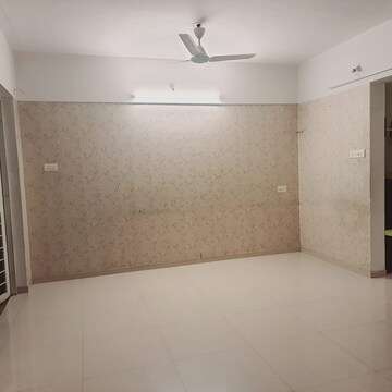Room in 2 BHK Apartment at Little Earth Apartments, Mamurdi – for Rent