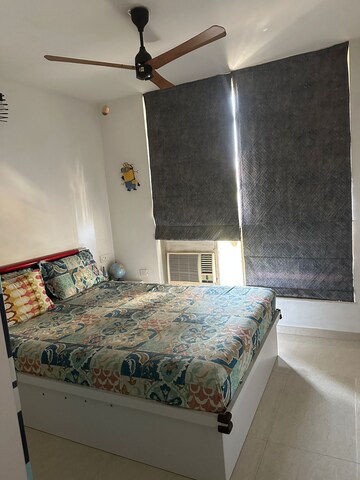 Bedroom in 2 BHK Apartment at Hiranandani Estate, Hiranandani Estate – for Rent