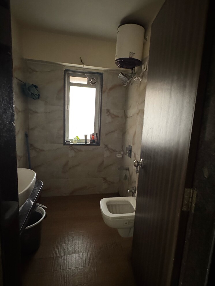 Bathroom, siddhi-highland-park-phase-2 2 Bedroom 650 Sq.Ft. Apartment In Kailash Nagar Thane 8924492