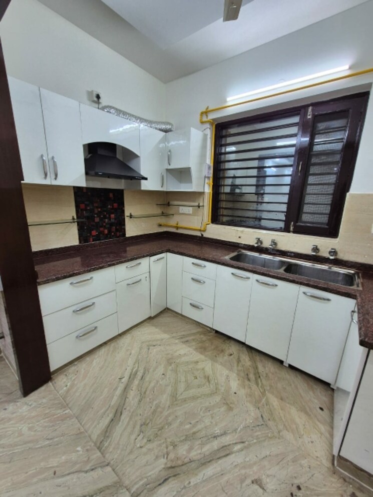 Kitchen, sector 16 3 Bedroom 1620 Sq.Ft. Builder Floor In Sector 16 Faridabad 8924503