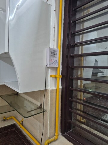 Staircase in 3 BHK Builder Floor at Sector 16 – for Rent