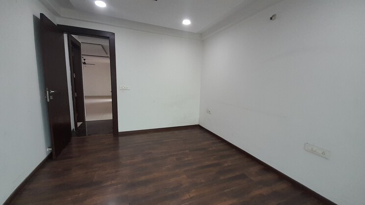 Room, vip road 3 Bedroom 1950 Sq.Ft. Apartment In Vip Road Raipur 8924501