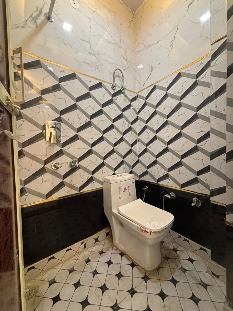 Attached Bathroom, sa-homes-i 2 Bedroom 635 Sq.Ft. Independent House In Uttam Nagar Delhi 8924512