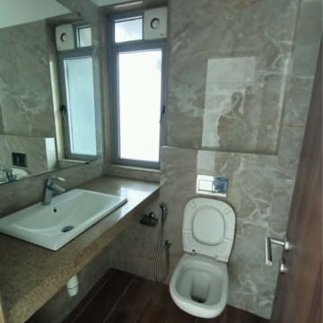 Bathroom in 3 BHK Apartment at Kalpataru Immensa, Kolshet Industrial Area – for Rent