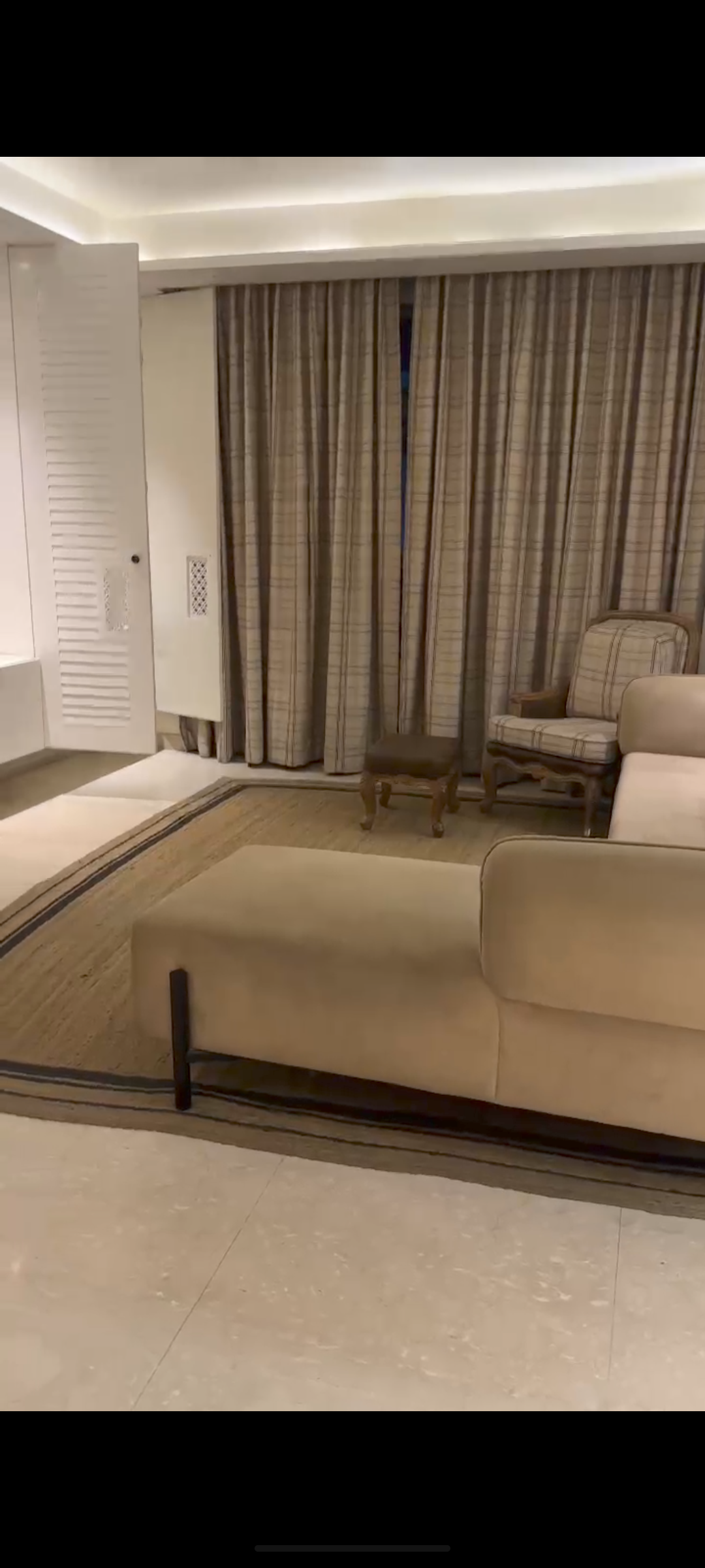 4 BHK + Servant Room,Study Room Apartment For Sale in Parx Laureate