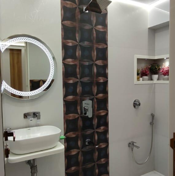 Bathroom in 2 BHK Apartment at Hiranandani Estate, Hiranandani Estate – for Rent