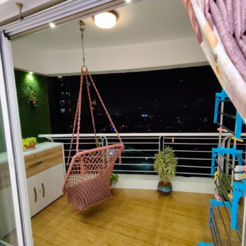 Staircase in 2 BHK Apartment at Hiranandani Estate, Hiranandani Estate – for Rent