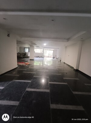  4 BHK Builder Floor at Green Park – for Sale