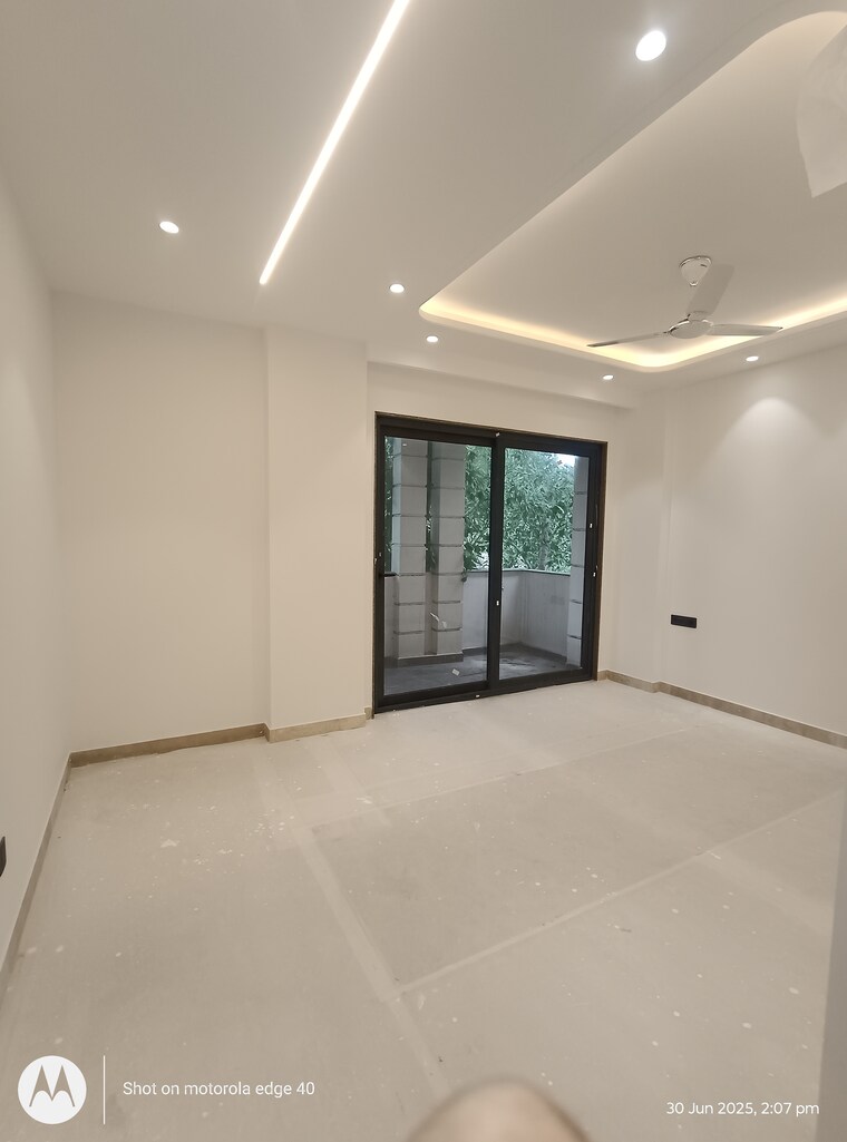 Bedroom, green park 4 Bedroom 311 Sq.Yd. Builder Floor In Green Park Delhi 8924570