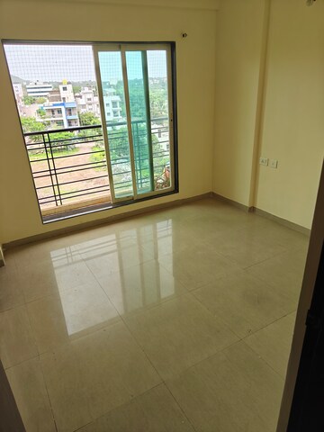 Room in 2.5 BHK Apartment at Dheeraj Jade Residences, Wagholi – for Rent