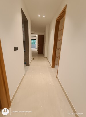 Building Lobby in 4 BHK Builder Floor at Green Park – for Sale