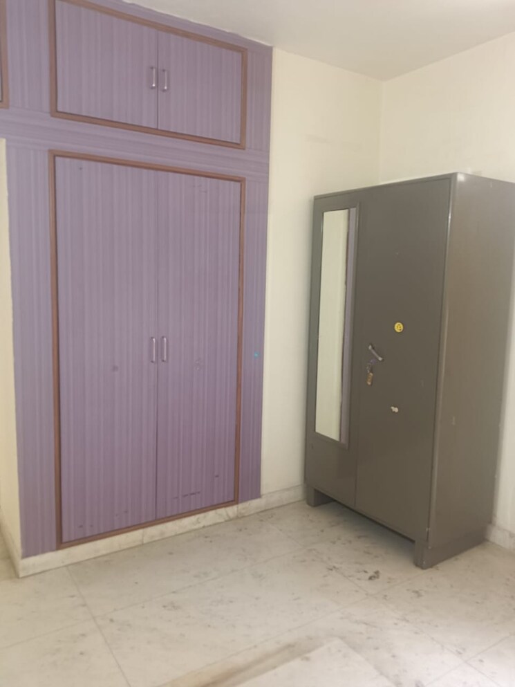 Room, unitech-arcadia 2 Bedroom 180 Sq.Yd. Builder Floor In South City 2 Gurgaon 8924578