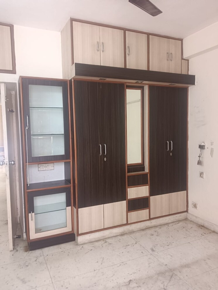 Room, unitech-arcadia 2 Bedroom 180 Sq.Yd. Builder Floor In South City 2 Gurgaon 8924578