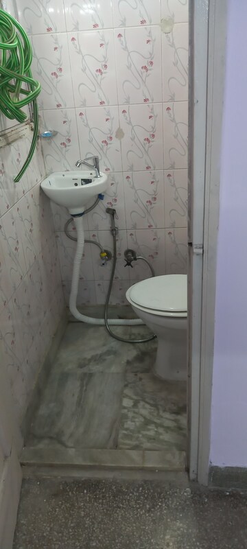 Attached Bathroom in 2 BHK Apartment at Ip Extension – for Rent