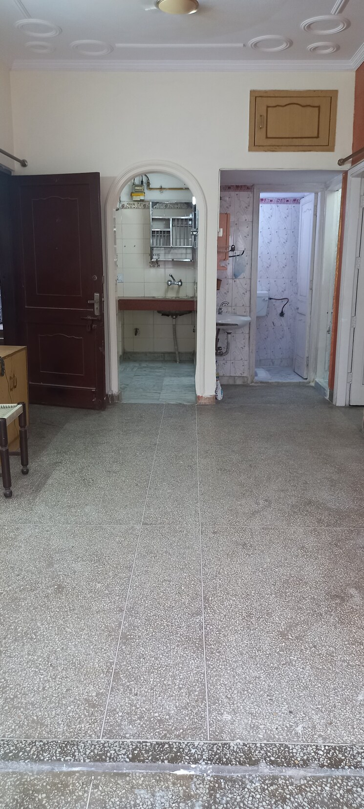 Living Room, ip extension 2 Bedroom 900 Sq.Ft. Apartment In Ip Extension Delhi 8924555