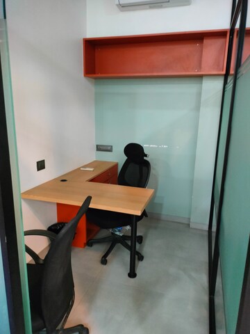  Office Space For Rent in Sheth Vasant Pride, Kandivali East