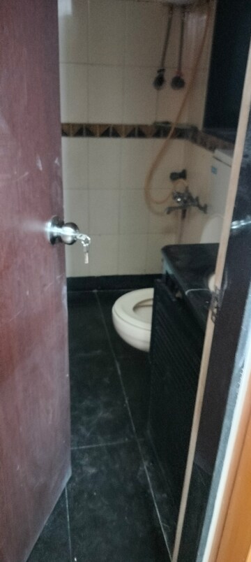 Furnished Amenities in 1 BHK Apartment at Sea Shell Apartment, Andheri West – for Rent