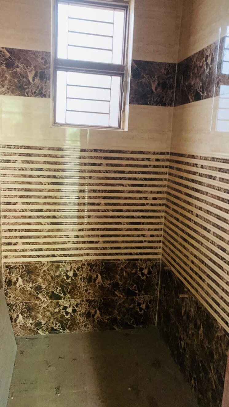 Attached Bathroom, baltana 3 Bedroom 1300 Sq.Ft. Builder Floor In Baltana Zirakpur 8924656