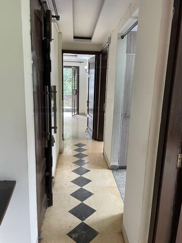 Building Lobby in 3 BHK Builder Floor at Chittaranjan Park – for Rent