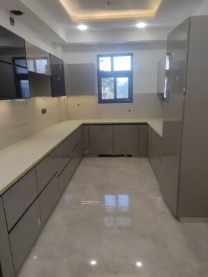 Kitchen in 4 BHK Builder Floor at Sector 84 – for Sale