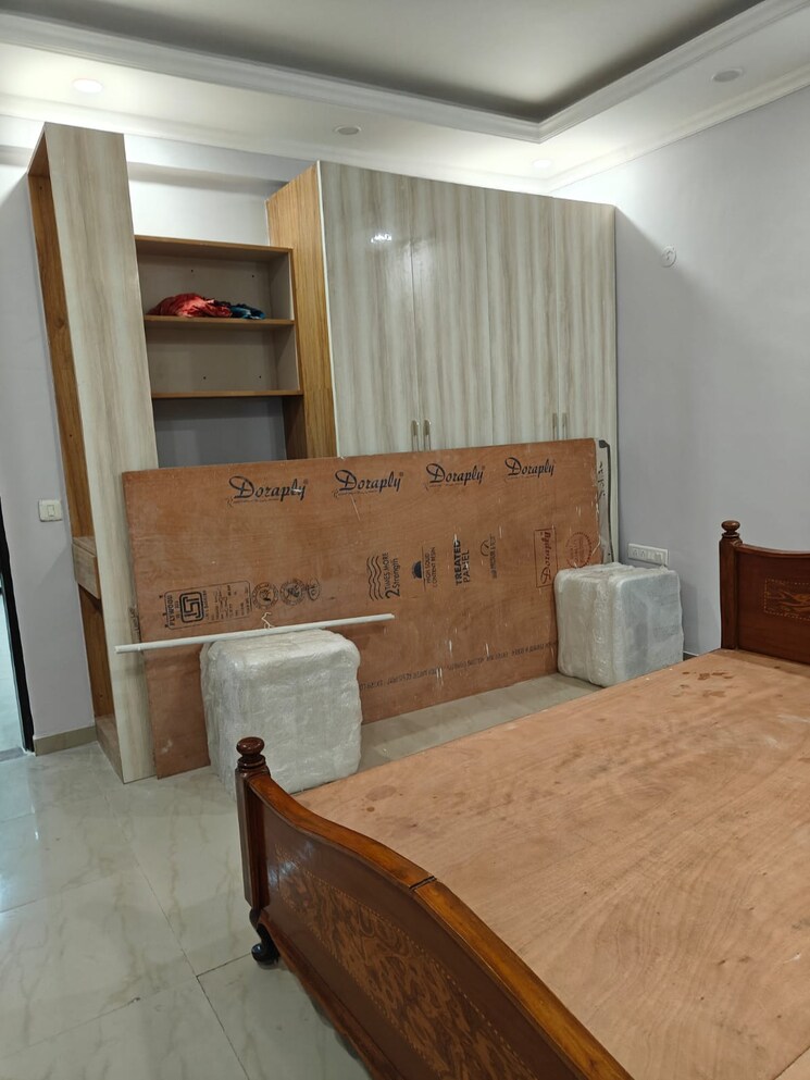 Bedroom, omaxe-new-heights 2.5 Bedroom 1300 Sq.Ft. Apartment In Sector 78 Faridabad 8924631