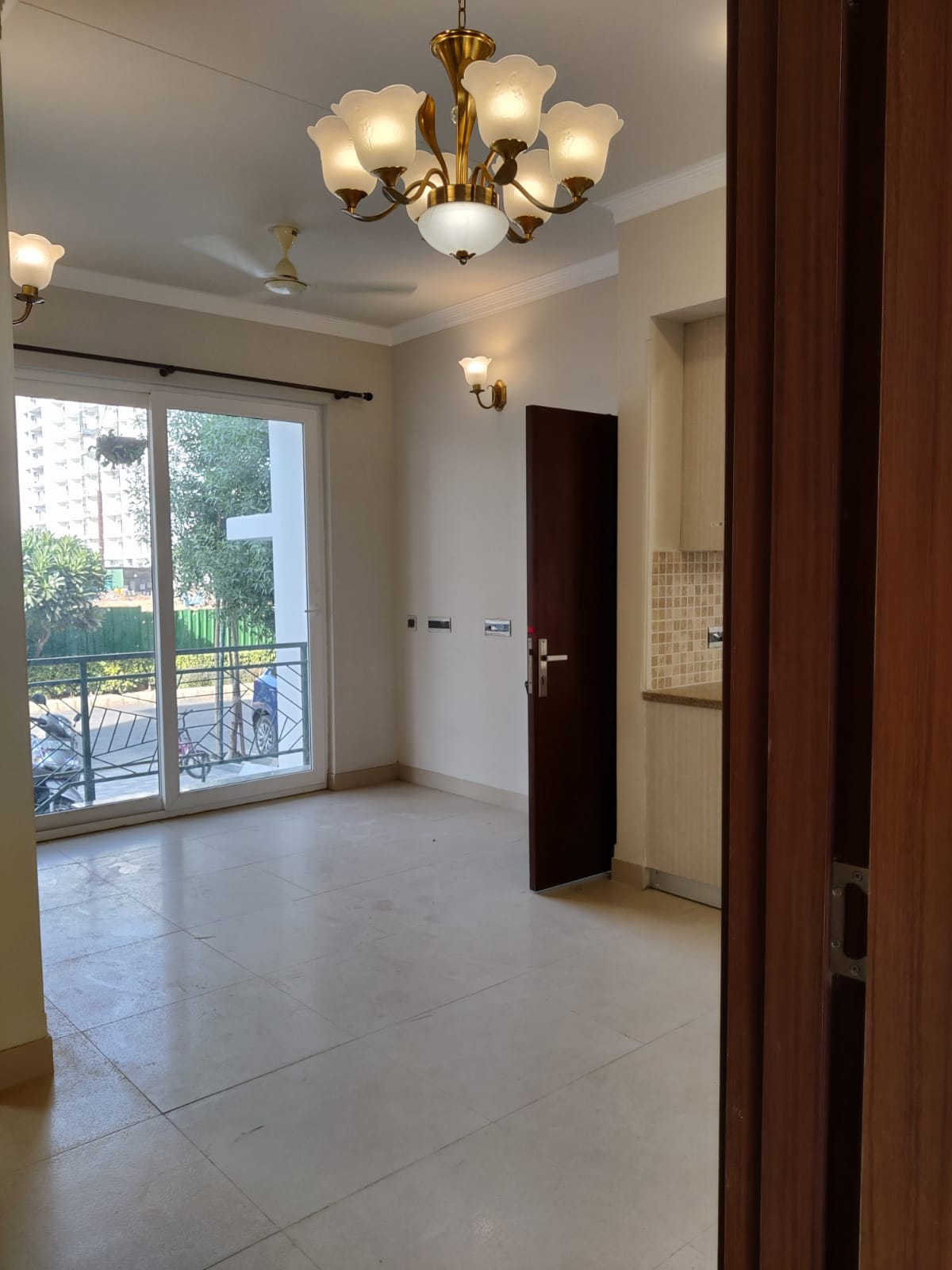 3 BHK Builder Floor For Rent in Central Park 3 Flower Valley