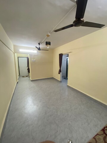 Room in 1 BHK Apartment at Asmita Jyoti CHS, Malad West – for Rent