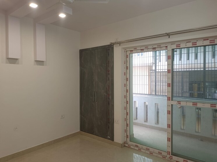 Room, green fields colony 3 Bedroom 1800 Sq.Ft. Builder Floor In Green Fields Colony Faridabad 8924667